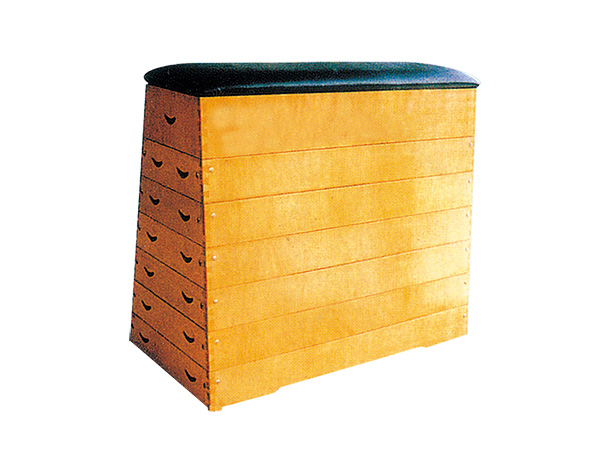 J018 Seven Jump Boxes